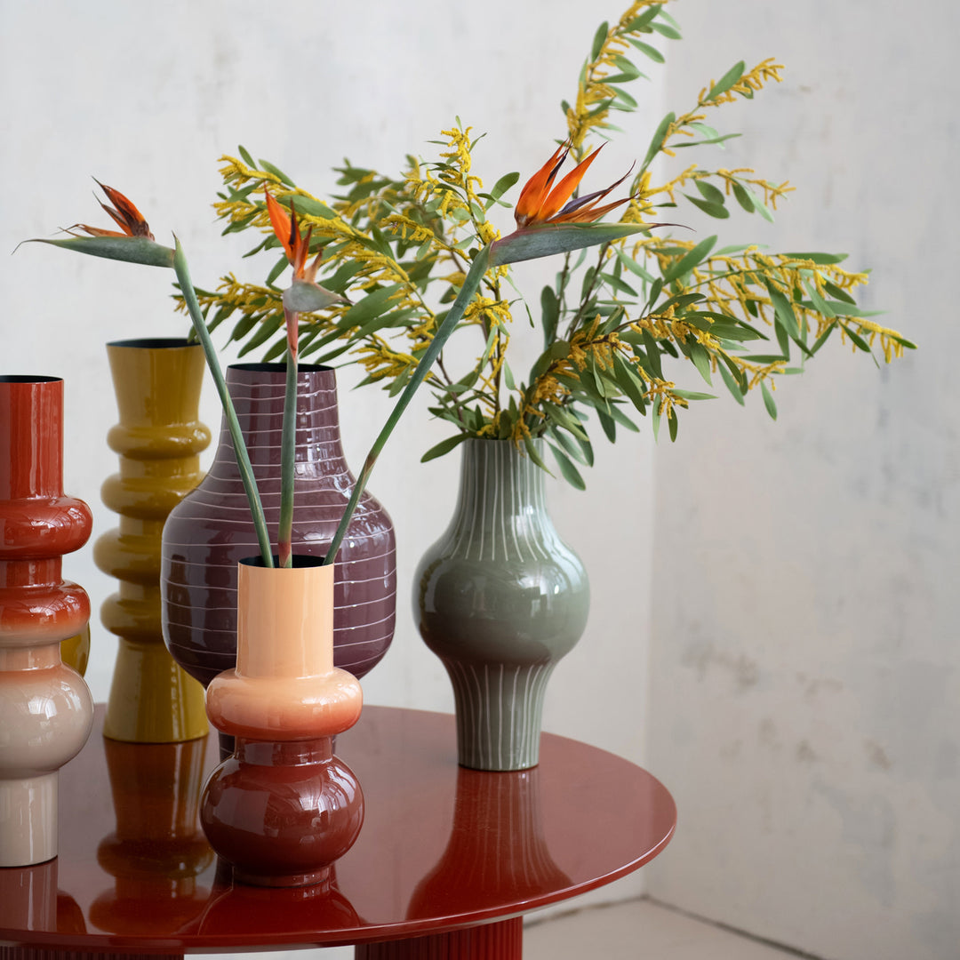Florero o Vasija Esmaltada Gris Líneas Orgánicas