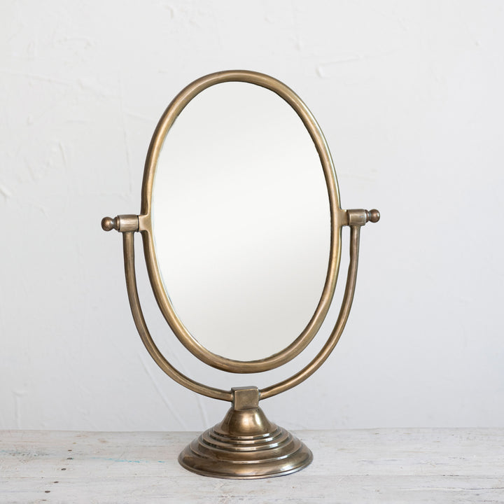 Espejo Oval con soporte
