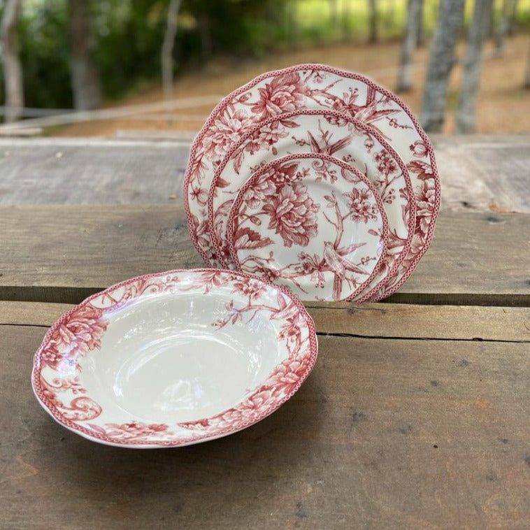 Juego de Vajilla 24 Piezas Porcelana Adelaide Red