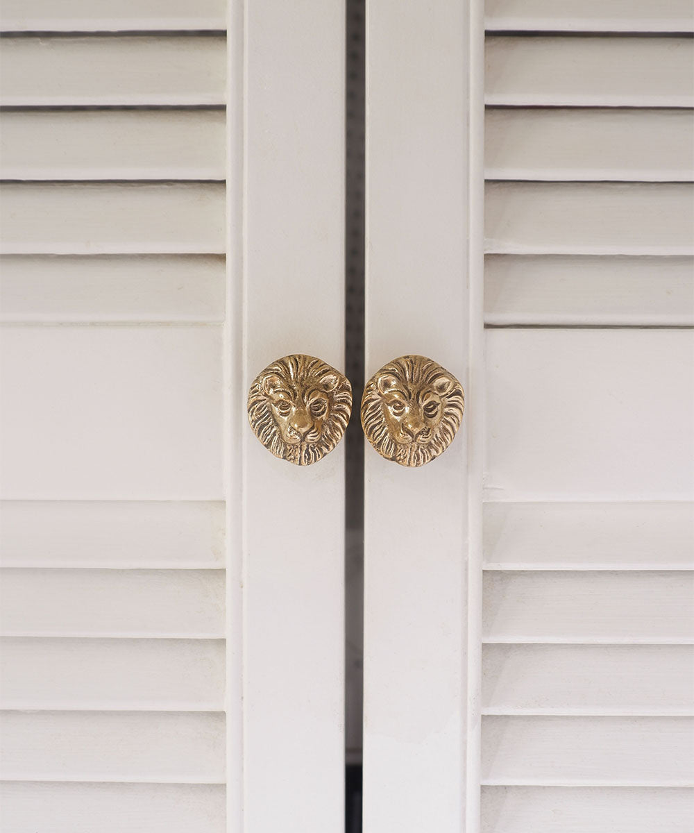 Tirador Bronce León