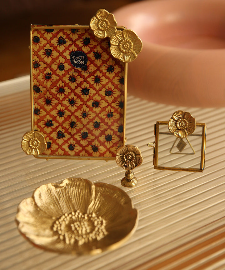 Plato de Bronce Mia Poppy