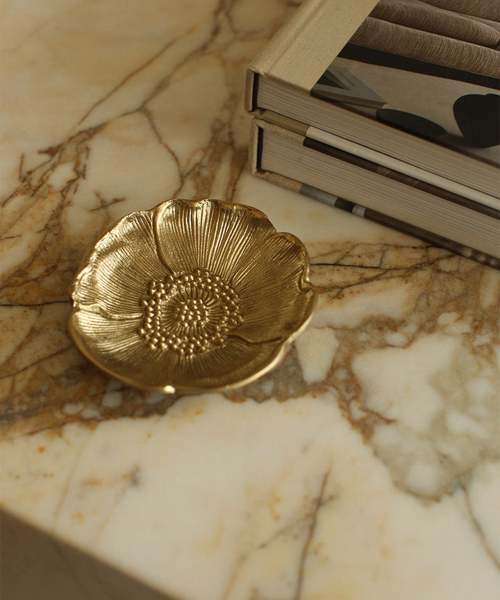 Plato de Bronce Mia Poppy