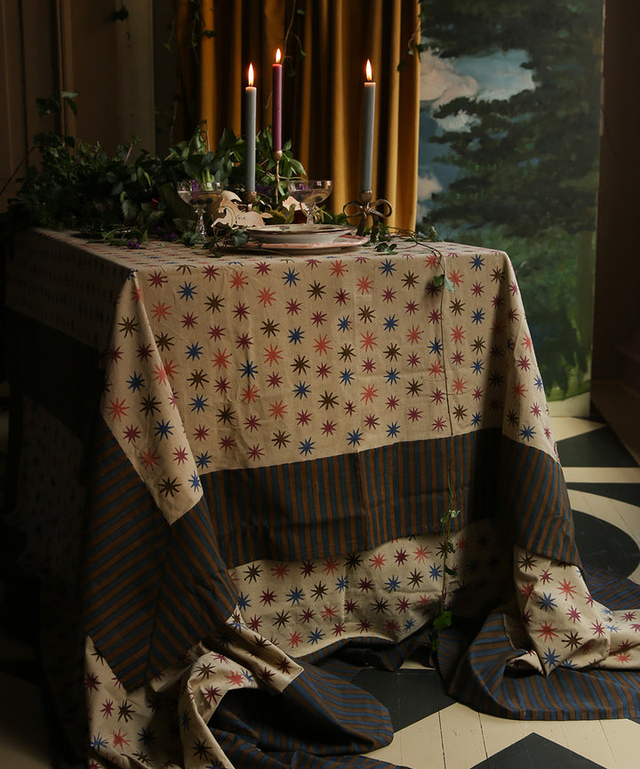 Mantel Block Print Estrellas Noa 240 x 280 cm con Tote Bag