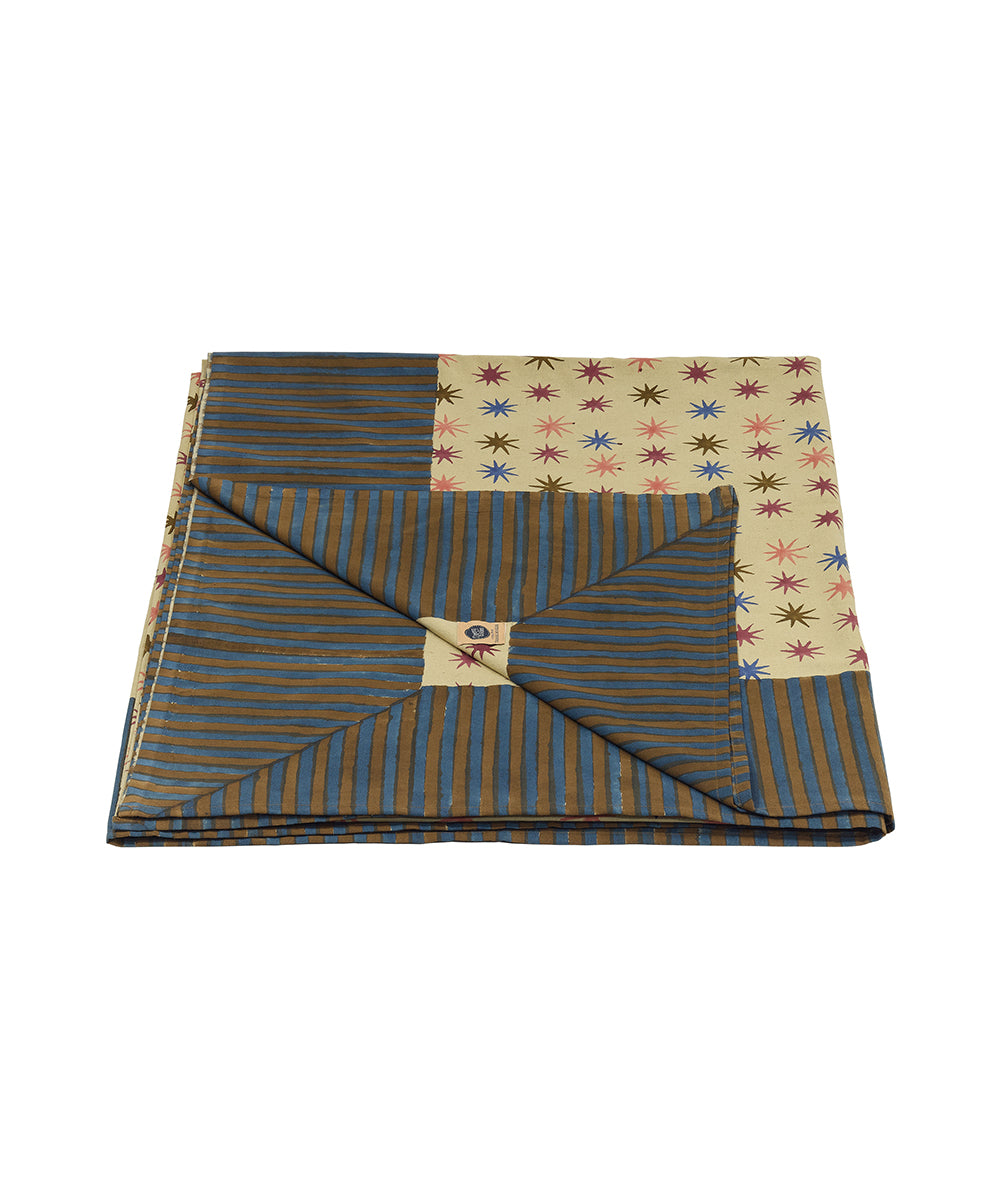 Mantel Block Print Estrellas Noa 240 x 280 cm con Tote Bag