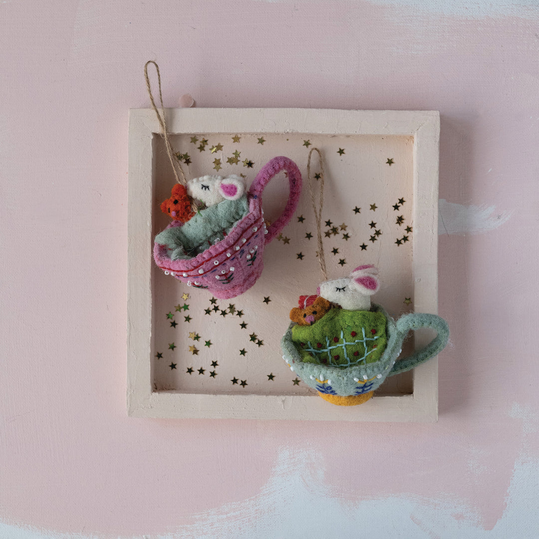 Adorno Colgante Ratoncitos en Taza, 2 colores